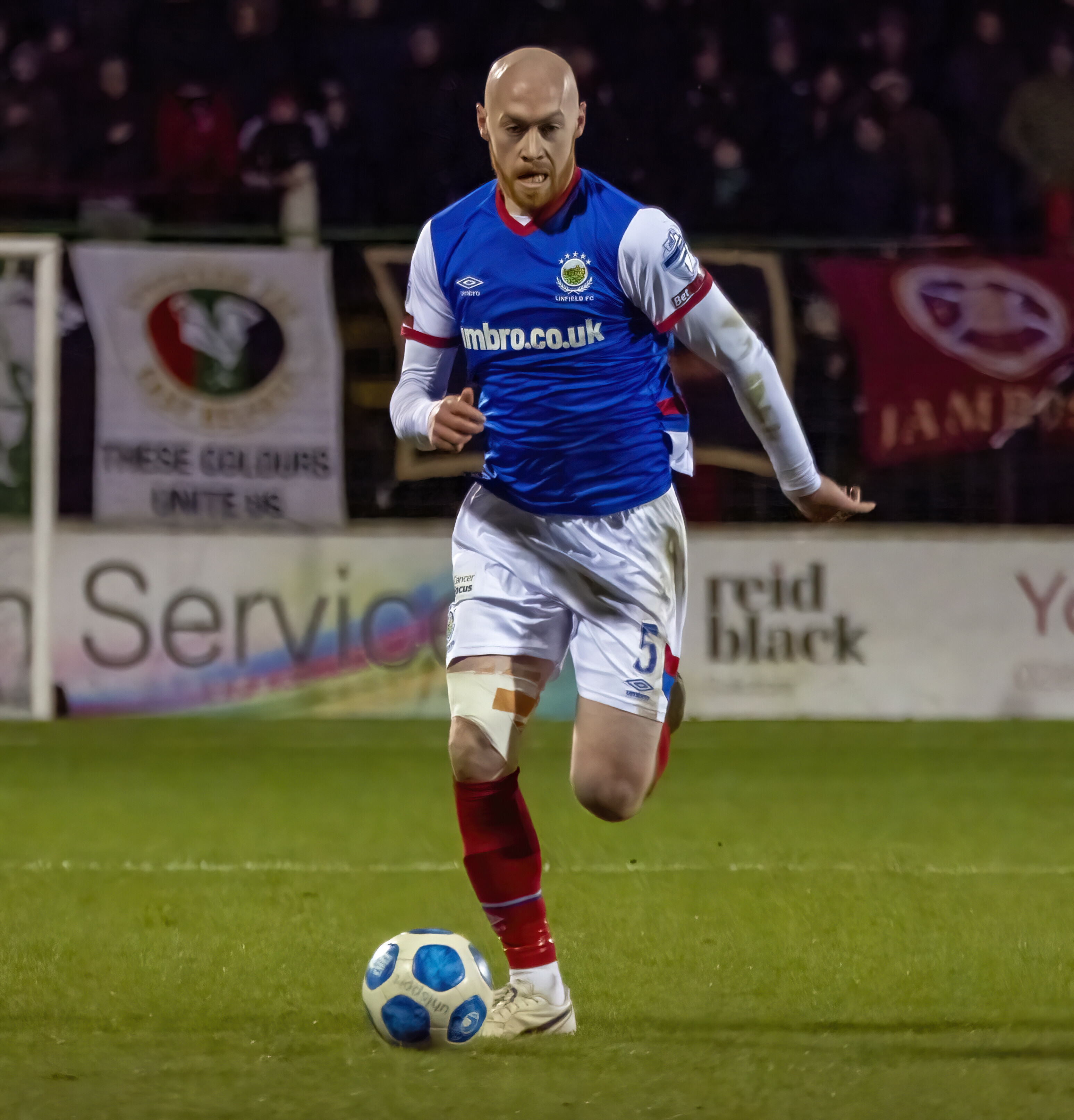 Glentoran Vs Linfield E18 Lensdump