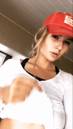 4q1NWC.gif