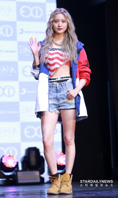 898kNK.jpg