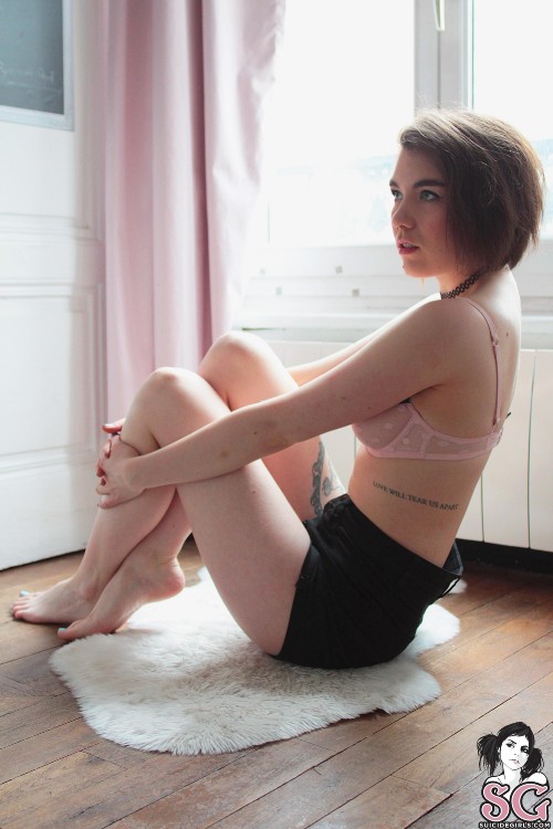 Beautiful Suicide Girl Kinnyaerlin Let's start! 12 High resolution HD image