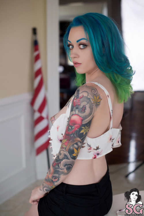 Beautiful Suicide Girl Starbomb Bohemian Daydream (12) High resolution lossless iPhone retina image