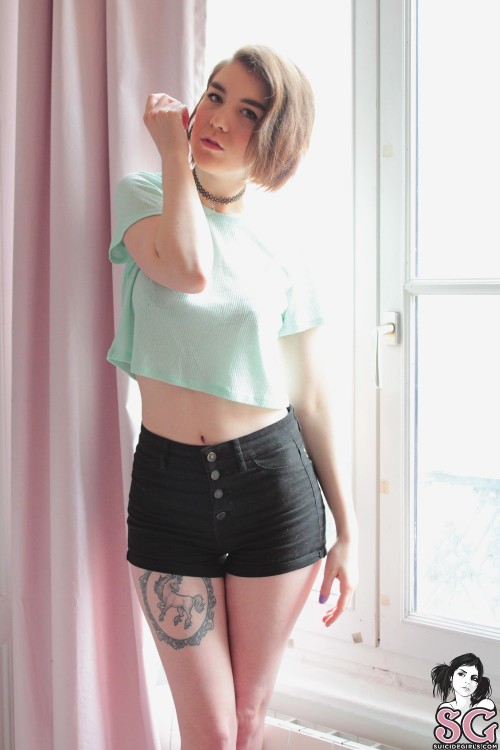 Beautiful Suicide Girl Kinnyaerlin Let's start! 2 High resolution HD image