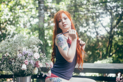 Beautiful Suicide Girl Sunrider Wild Flower (16) High resolution lossless iPhone retina image