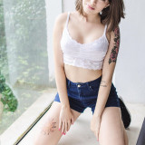 8yb93