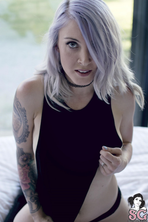 Download Suicide Girl Coolicio + Dollyd Two Unicorns (16) High resolution Lossless image
