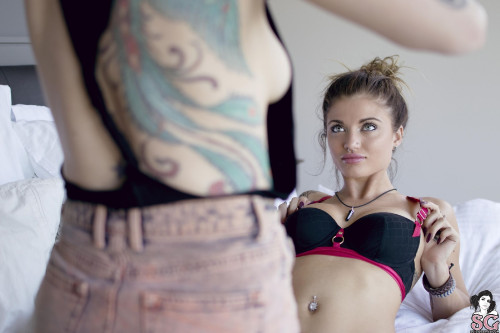 Download Suicide Girl Coolicio + Dollyd Two Unicorns (8) High resolution Lossless image