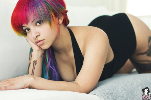 Beautiful Suicide Girl Lua Charmer (4) High resolution lossless image