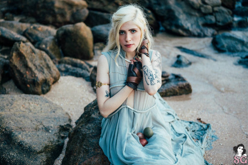 Beautiful Suicide Girl Serenna Not A Princess, A Khaleesi (26) High resolution lossless image
