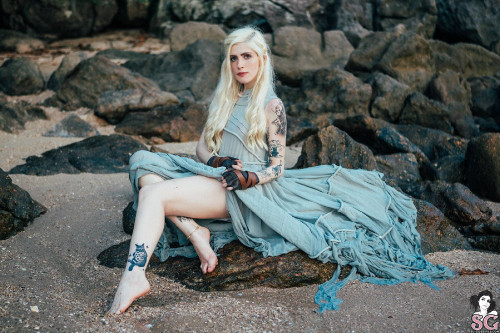 Beautiful Suicide Girl Serenna Not A Princess, A Khaleesi (21) High resolution lossless image