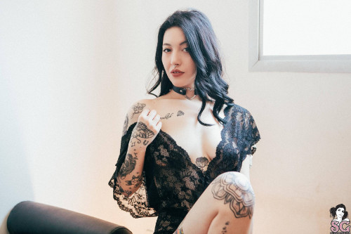 Beautiful Suicide Girl Sexy Kaarla You're So Dark Babe (24) High definition lossless retina iPhone i