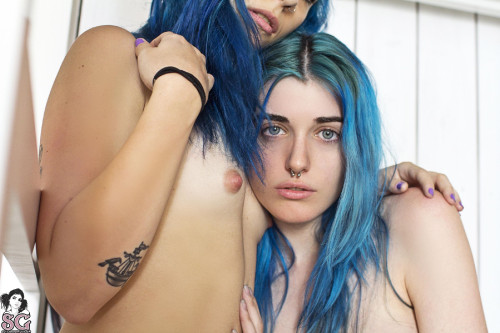 Beautiful Suicide Girl The Sleepover (54) High resolution lossless image