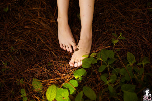 Beautiful Suicide Girl Sexy Kaarla Wild Heart (37) High definition lossless retina iPhone image