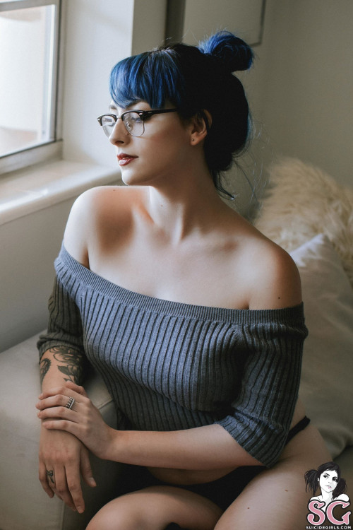 Download Suicide Girl Charleey Ethereal (2) High resolution Lossless image