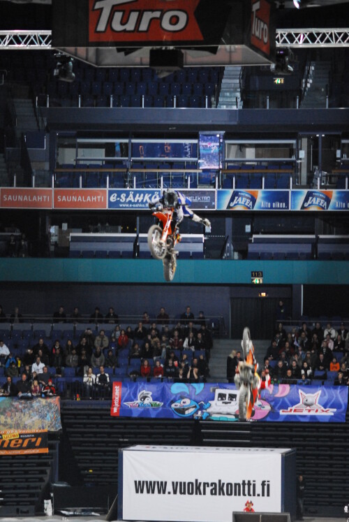 amazing tricks in the motocross show 2042775484 o
