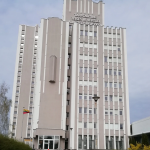 EAJ0yC