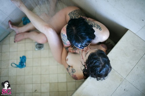 Beautiful Suicide Girl Rambo + Radeo California Vacation 30 High resolution lossless retina image