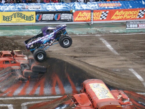 monster jam tampa fl feb 21 2009 120 3300064209 o