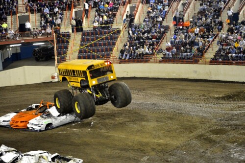 monster truck 178 8545499992 l