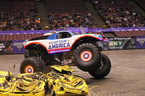 monster jam 12640004093 o