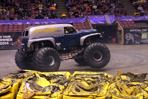 monster jam 12640003295 o