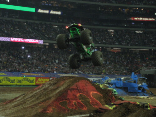 grave digger jump 3186124759 l