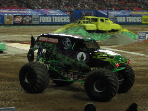 grave digger 3186958900 l