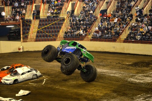 monster truck 168 8544406311 l