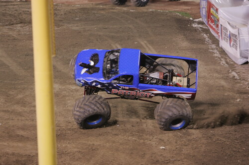 MONSTER JAM 11009 B 141