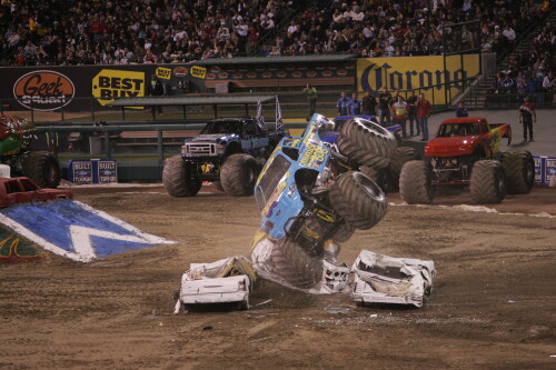 MONSTER JAM 11009 A 522