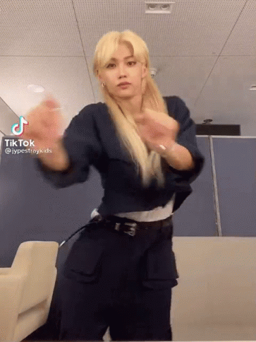 J5KJR9.gif
