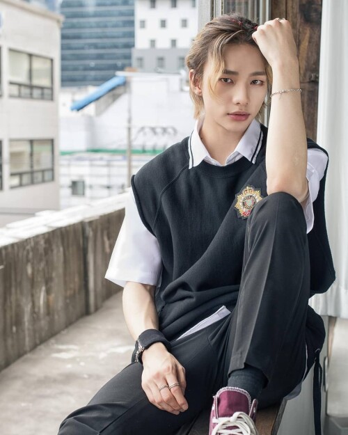 straykidshyunjins 104219959 364643107839271 432294955970862866 n