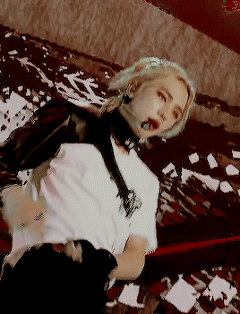 J5UMvP.gif