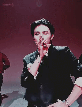 J5UVc3.gif