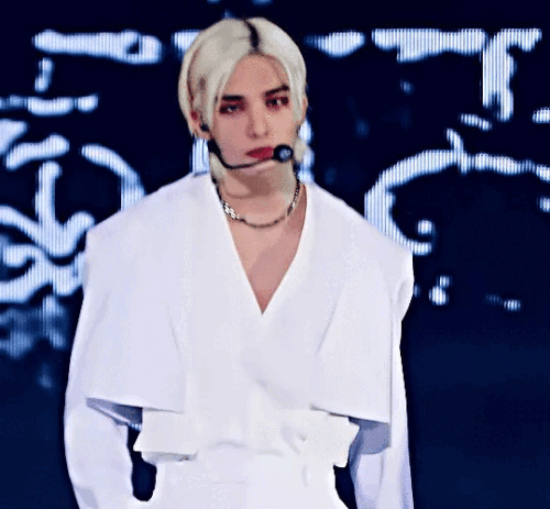 J5UWnm.gif