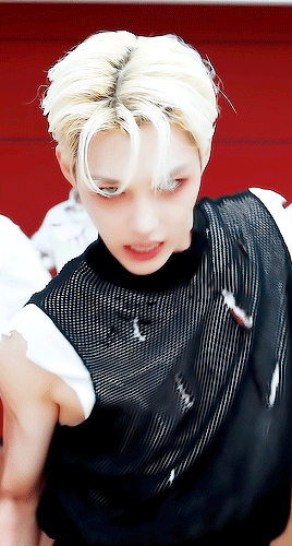 J5ZBEF.gif