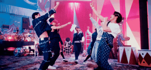 J5s4ek.gif