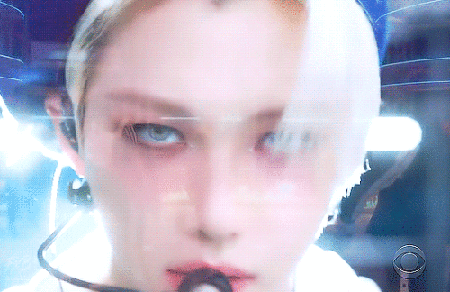 J5sNUC.gif