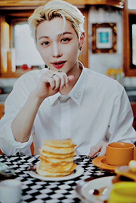 J5saUD.gif