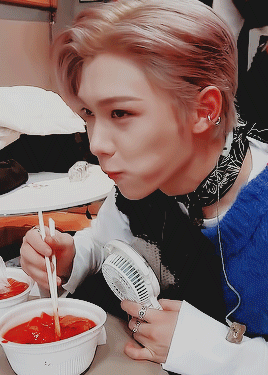 J5szIK.gif