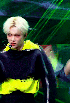 J5tUka.gif
