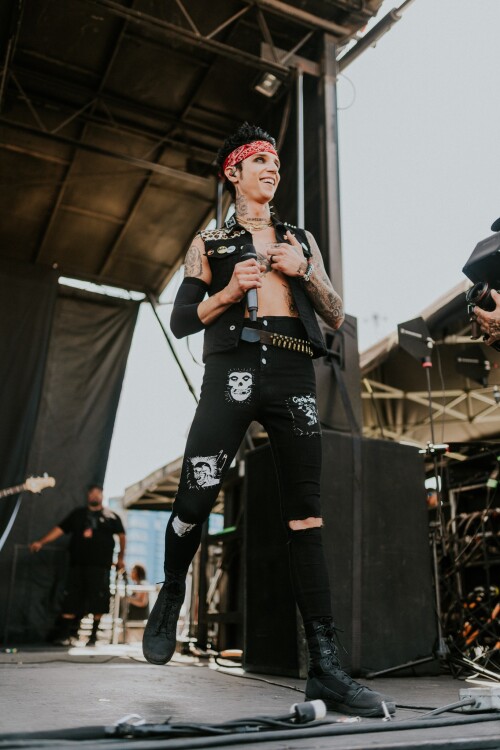 Andy Black WOLFEELIOTMEDIA 33