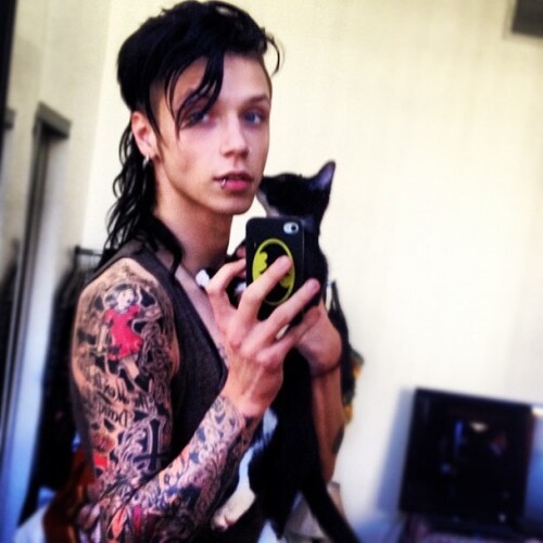 andysixx.archive 181177941 301788127987596 1294225937465953373 n