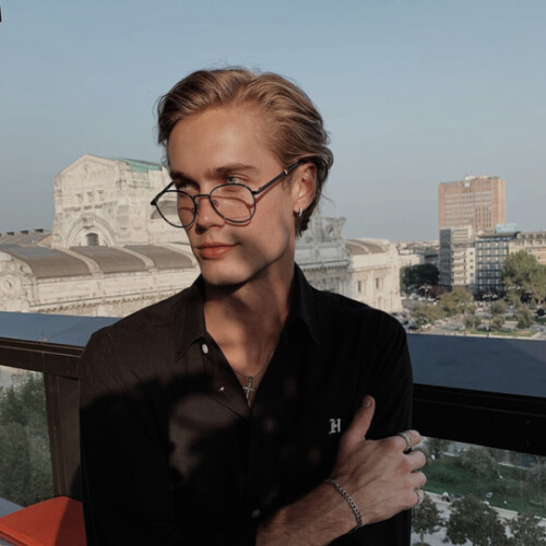 tumblr pziyvh2lWR1xtesh5o1 540