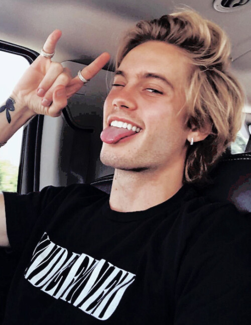 tumblr phfsme9JFY1vxsxizo8 640