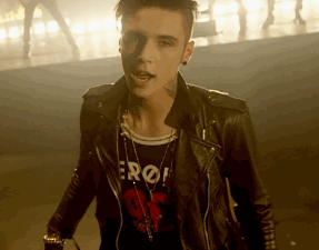 JUPk4r.gif