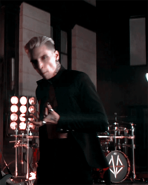 JceWai.gif