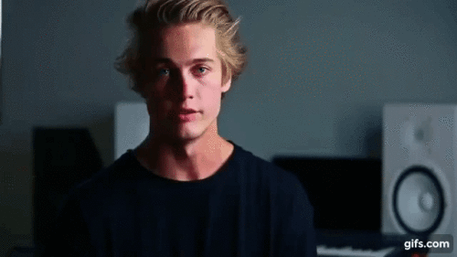JnS7NK.gif