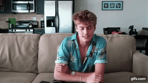 JnSmkk.gif