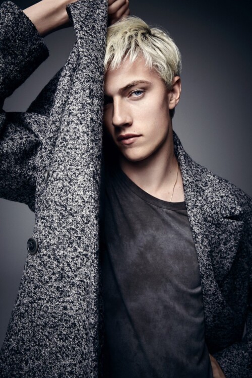 Lucky Blue Smith 2015 Icon Fashion Editorial 003