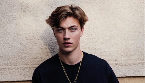 Lucky Blue Smith by Mitchell Nguyen McCormack Vanity Teen Girl Womenswear Magazine 4 e1589992703121